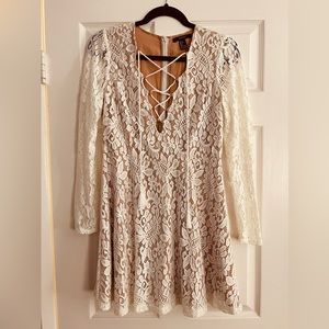 White lace dress